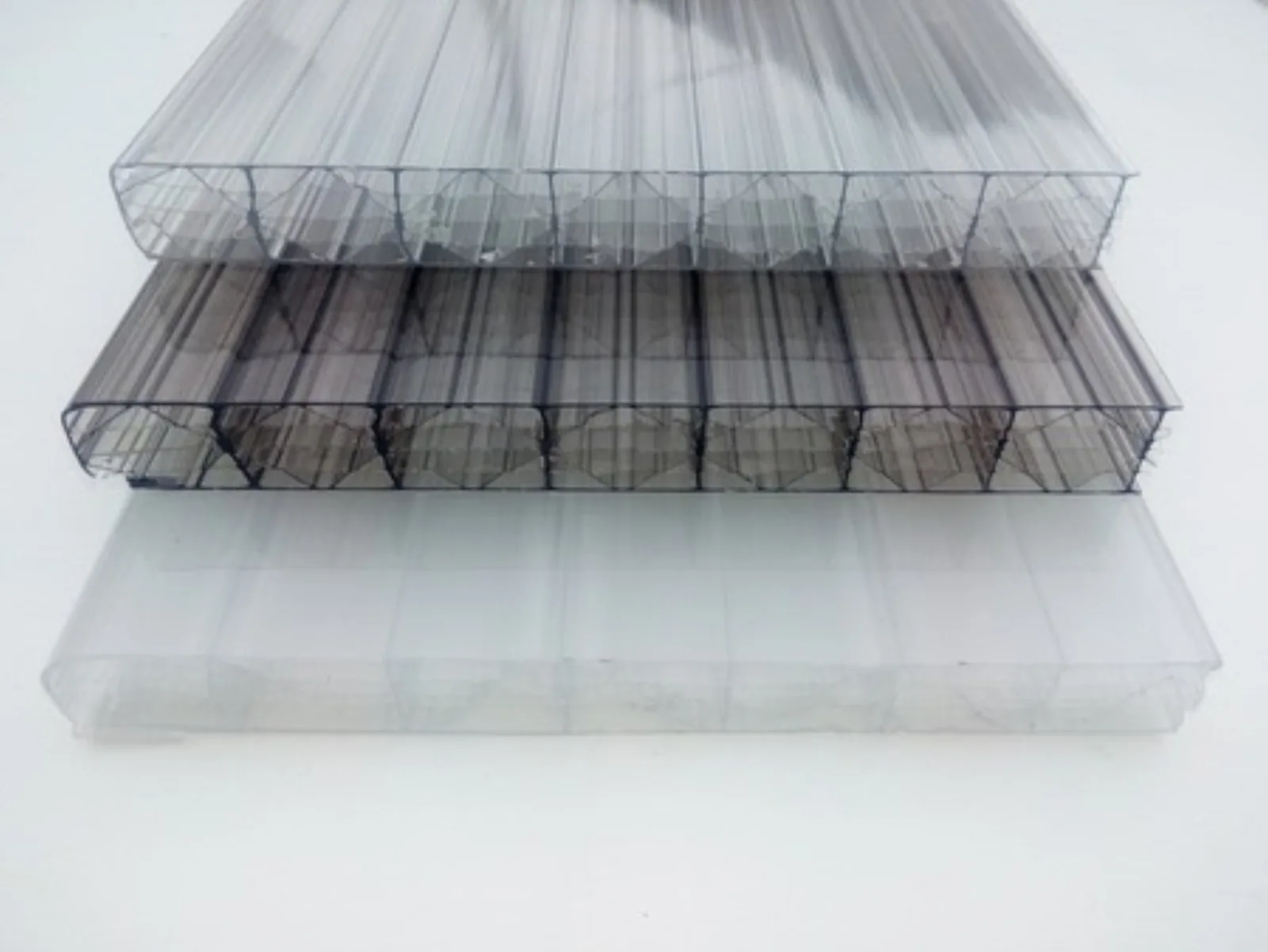 Polykarbonátové dosky LEXAN DREPAN
